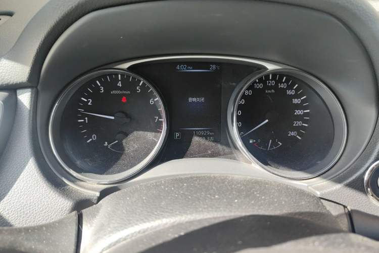 Used Nissan X-Trail 2014 2.0L CVT Comfort Edition 2WD Instrument Cluster