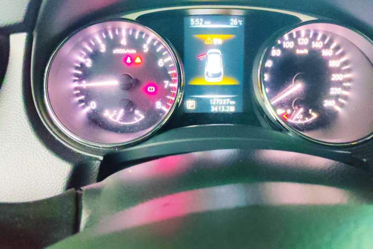 Used Nissan X-Trail 2014 2.0L CVT Fashion Edition 2WD Instrument Cluster