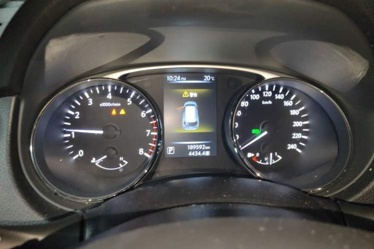 Used Nissan X-Trail 2014 2.0L CVT Comfort Edition 2WD Instrument Cluster
