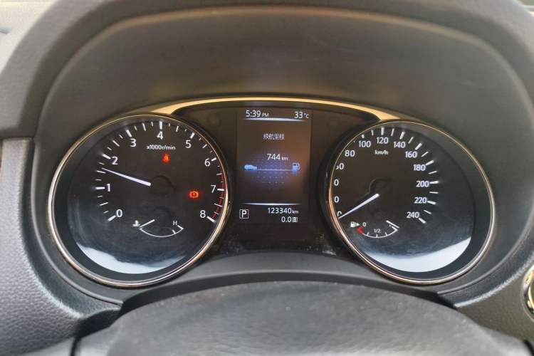 Used Nissan X-Trail 2014 2.0L CVT Comfort Edition 2WD Instrument Cluster