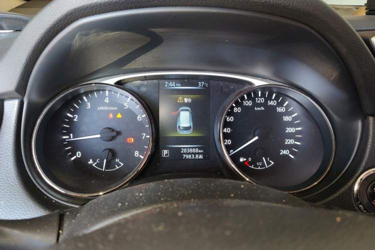 Used Nissan X-Trail 2014 2.0L CVT Comfort Edition 2WD Instrument Cluster