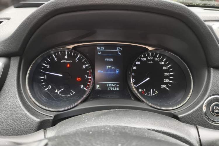 Used Nissan X-Trail 2014 2.5L CVT Ultimate Edition 4WD Instrument Cluster