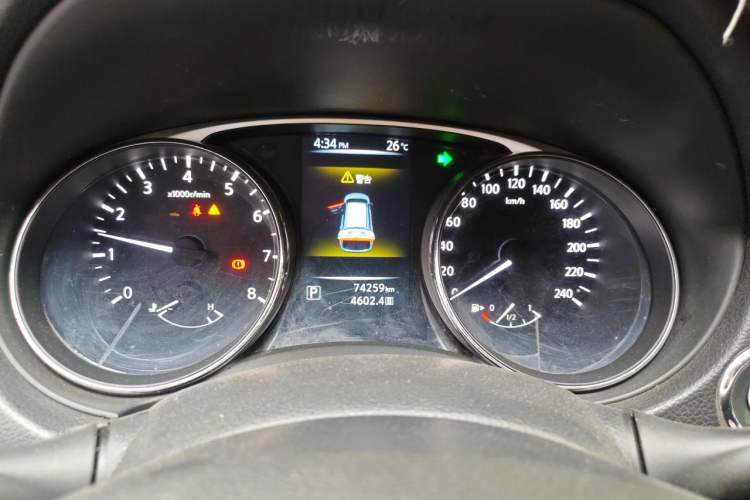 Used Nissan X-Trail 2014 2.0L CVT Comfort Edition 2WD Instrument Cluster