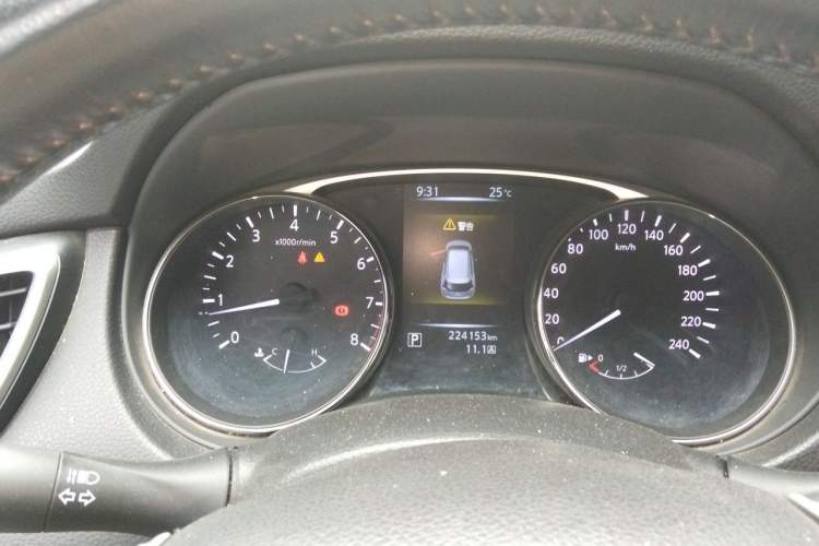 Used Nissan X-Trail 2014 2.0L CVT Comfort Edition 2WD Instrument Cluster