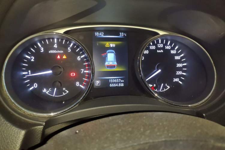 Used Nissan X-Trail 2014 2.0L CVT Comfort Edition 2WD Instrument Cluster