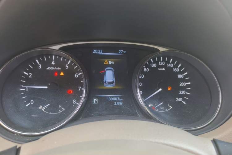 Used Nissan X-Trail 2014 2.0L CVT Comfort Edition 2WD Instrument Cluster