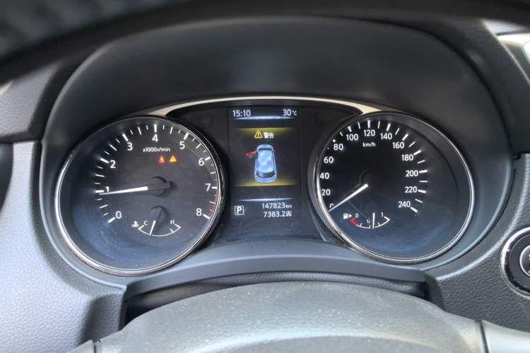 Used Nissan X-Trail 2014 2.0L CVT Comfort Edition 2WD Instrument Cluster