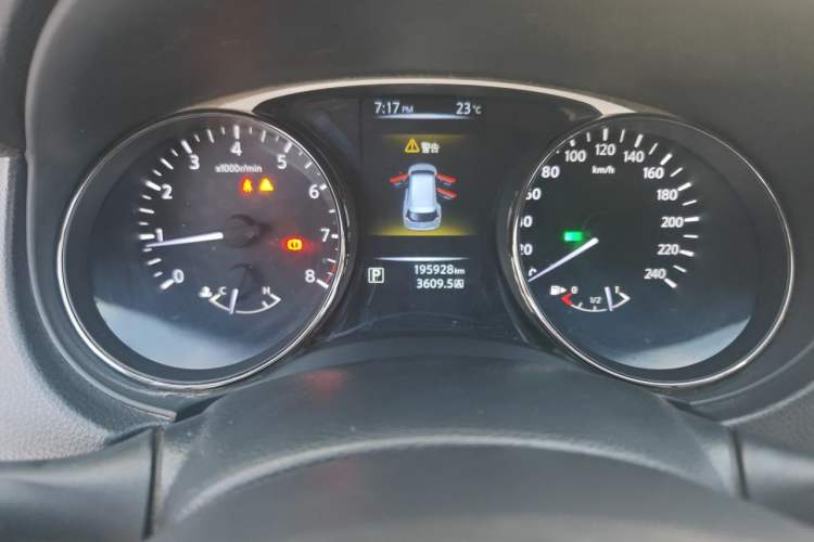 Used Nissan X-Trail 2014 2.0L CVT Comfort Edition 2WD Instrument Cluster