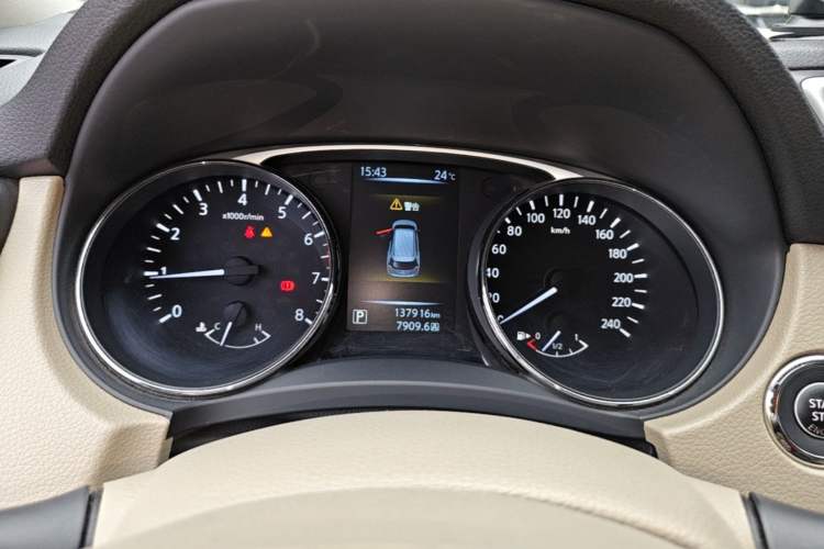 Used Nissan X-Trail 2014 2.0L CVT Comfort Edition 2WD Instrument Cluster