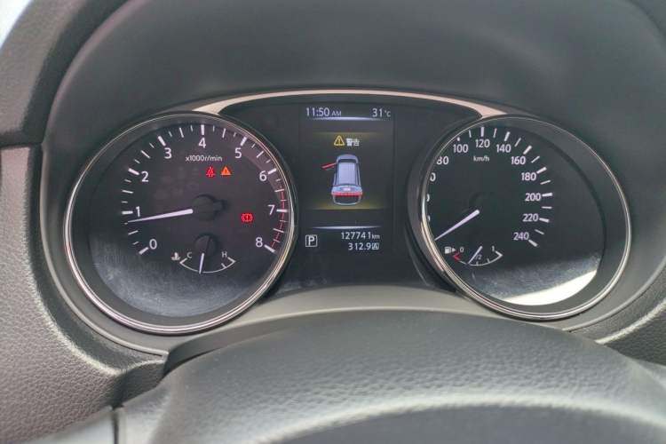Used Nissan X-Trail 2014 2.0L CVT Comfort Edition 2WD Instrument Cluster