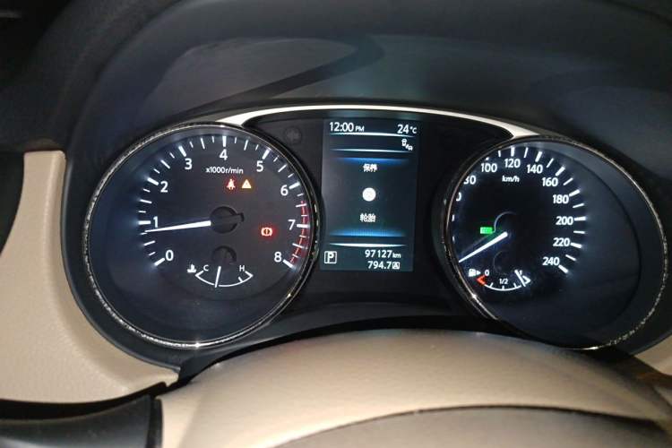 Used Nissan X-Trail 2014 2.5L CVT Luxury Edition 4WD Instrument Cluster