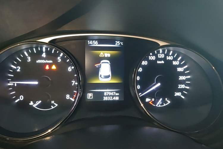 Used Nissan X-Trail 2014 2.0L CVT Comfort Edition 2WD Instrument Cluster