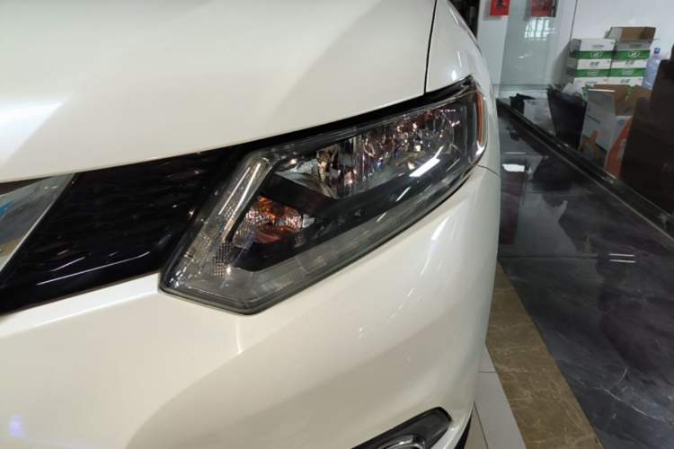 Used Nissan X-Trail 2014 2.0L CVT Comfort Edition 2WD Left Front Headlight