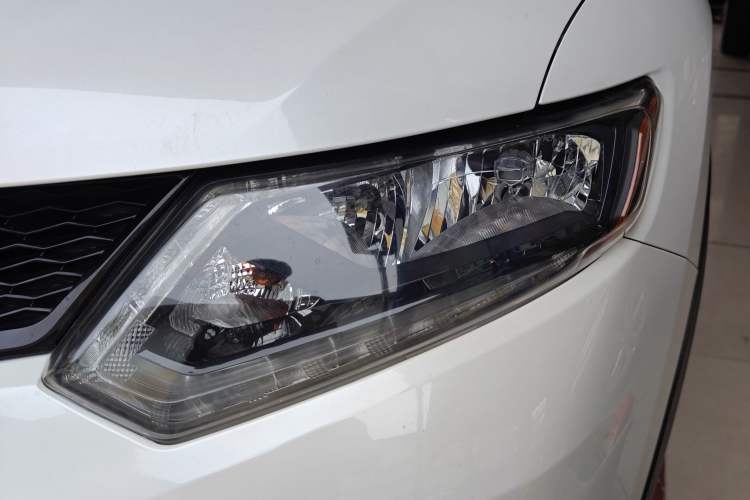 Used Nissan X-Trail 2014 2.0L CVT Comfort Edition 2WD Left Front Headlight