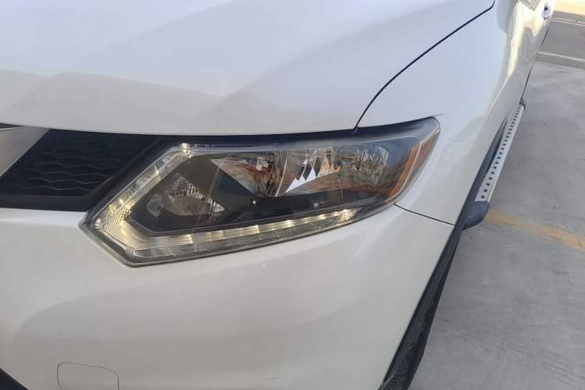 Used Nissan X-Trail 2014 2.0L CVT Comfort Edition 2WD Left Front Headlight