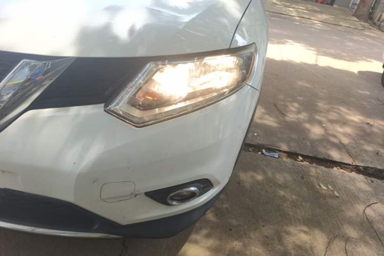Used Nissan X-Trail 2014 2.0L CVT Comfort Edition 2WD Left Front Headlight