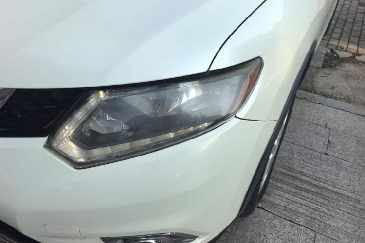 Used Nissan X-Trail 2014 2.0L CVT Comfort Edition 2WD Left Front Headlight
