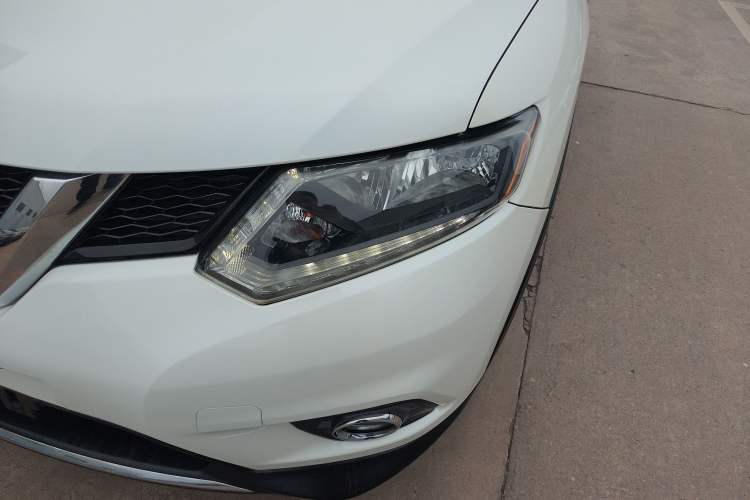 Used Nissan X-Trail 2014 2.0L CVT Comfort Edition 2WD Left Front Headlight