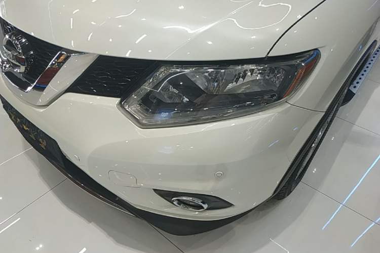 Used Nissan X-Trail 2014 2.0L CVT Comfort Edition 2WD Left Front Headlight