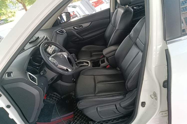 Used Nissan X-Trail 2014 2.0L CVT Comfort Edition 2WD Left Front Seat