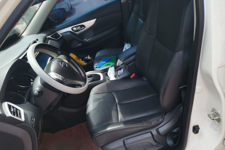 Used Nissan X-Trail 2014 2.0L CVT Comfort Edition 2WD Left Front Seat