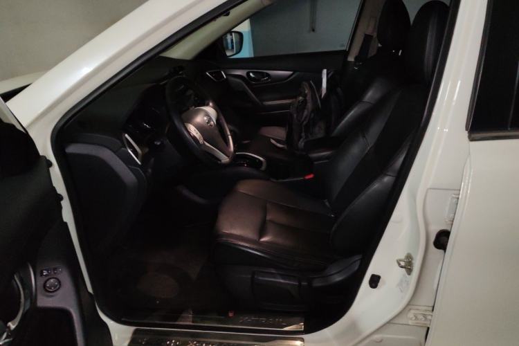 Used Nissan X-Trail 2014 2.0L CVT Comfort Edition 2WD Left Front Seat