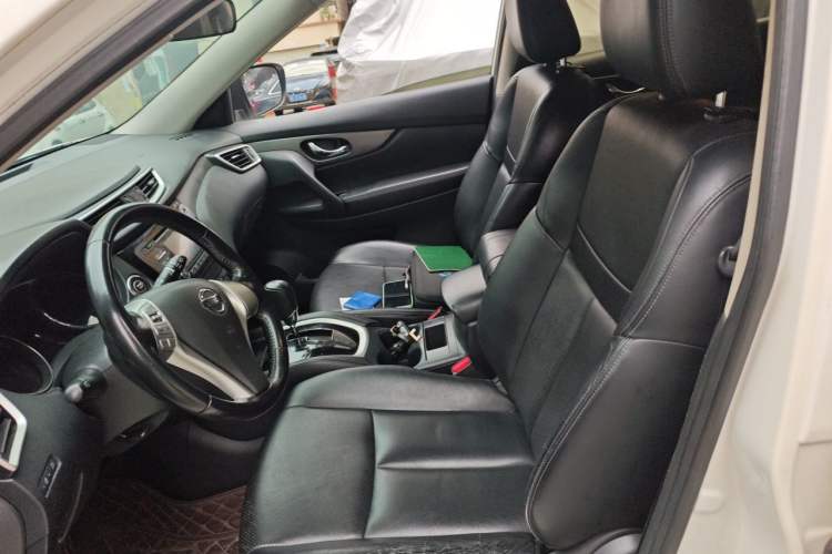 Used Nissan X-Trail 2014 2.0L CVT Comfort Edition 2WD Left Front Seat