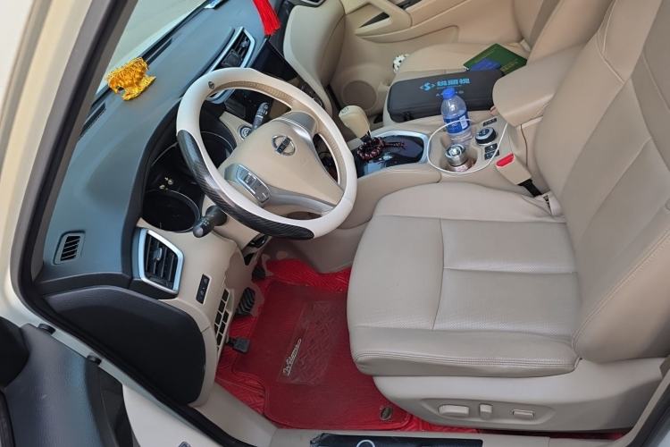 Used Nissan X-Trail 2014 2.5L CVT Leading Edition 4WD Left Front Seat