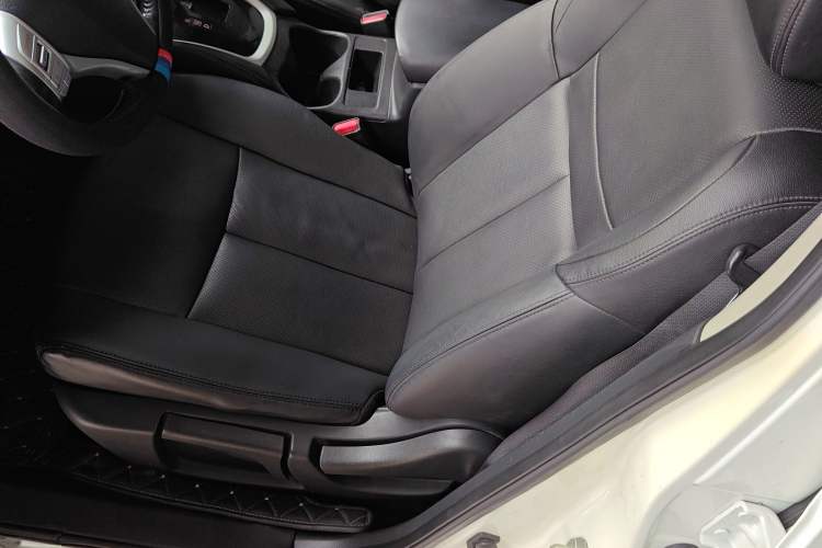 Used Nissan X-Trail 2014 2.0L CVT Comfort Edition 2WD Left Front Seat