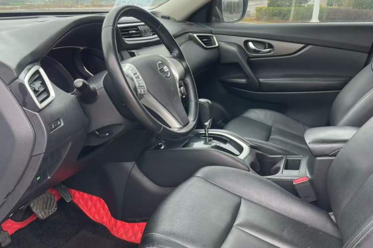 Used Nissan X-Trail 2014 2.0L CVT Comfort Edition 2WD Left Front Seat