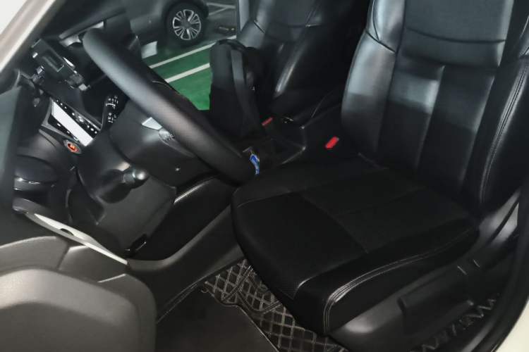 Used Nissan X-Trail 2014 2.0L CVT Comfort Edition 2WD Left Front Seat