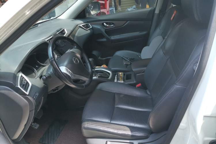 Used Nissan X-Trail 2014 2.0L CVT Comfort Edition 2WD Left Front Seat