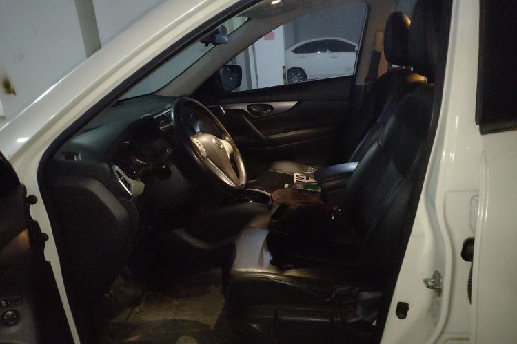 Used Nissan X-Trail 2014 2.0L CVT Comfort Edition 2WD Left Front Seat
