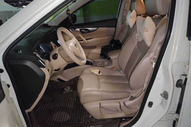 Used Nissan X-Trail 2014 2.0L CVT Comfort Edition 2WD Left Front Seat