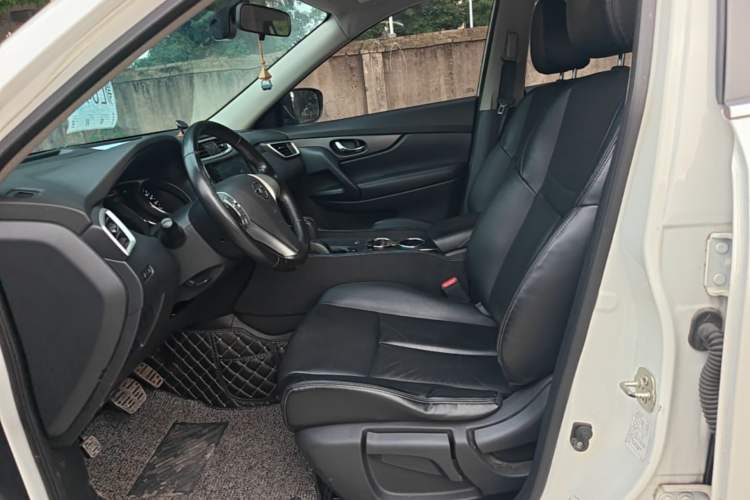 Used Nissan X-Trail 2014 2.0L CVT Comfort Edition 2WD Left Front Seat