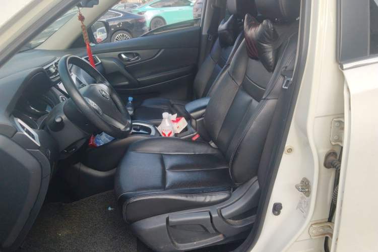 Used Nissan X-Trail 2014 2.0L CVT Comfort Edition 2WD Left Front Seat