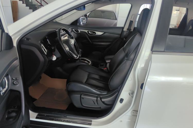 Used Nissan X-Trail 2014 2.0L CVT Comfort Edition 2WD Left Front Seat