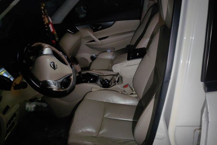 Used Nissan X-Trail 2014 2.0L CVT Comfort Edition 2WD Left Front Seat