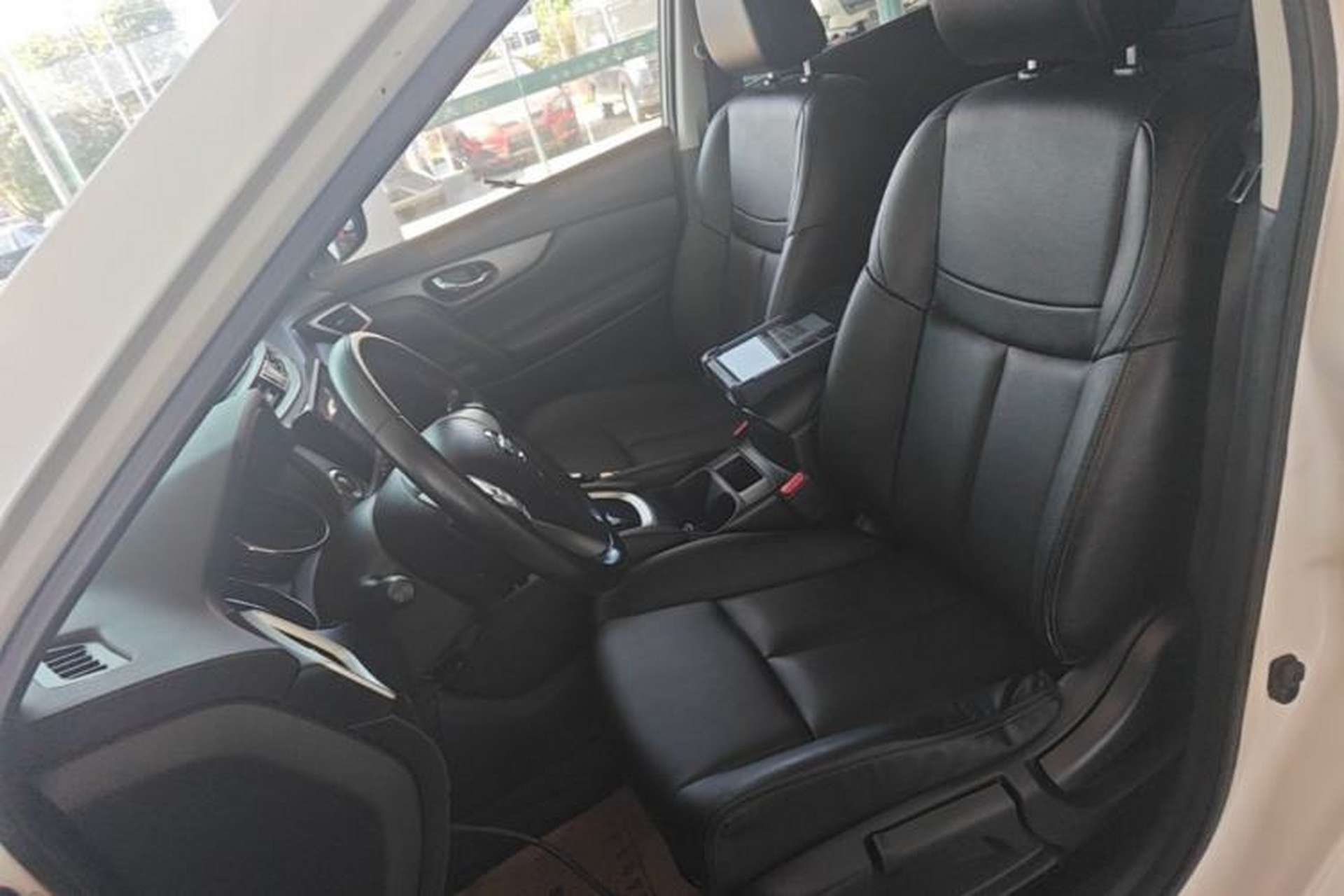 Used Nissan X-Trail 2014 2.0L CVT Comfort Edition 2WD Left Front Seat