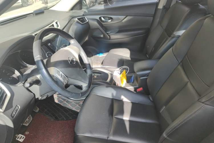 Used Nissan X-Trail 2014 2.0L CVT Comfort Edition 2WD Left Front Seat