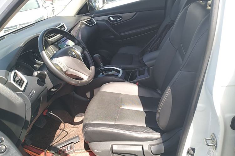 Used Nissan X-Trail 2014 2.0L CVT Comfort Edition 2WD Left Front Seat