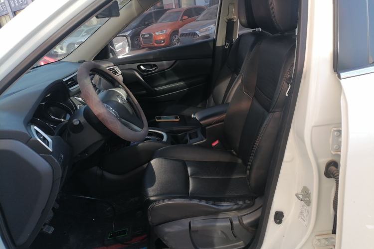 Used Nissan X-Trail 2014 2.0L CVT Comfort Edition 2WD Left Front Seat