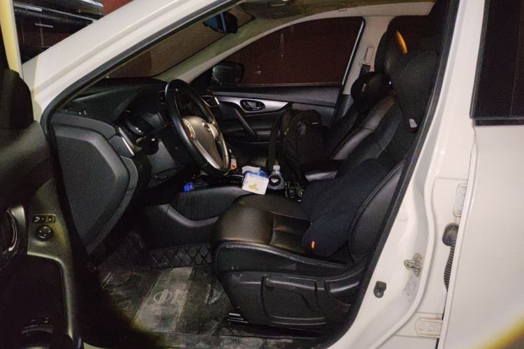 Used Nissan X-Trail 2014 2.0L CVT Comfort Edition 2WD Left Front Seat