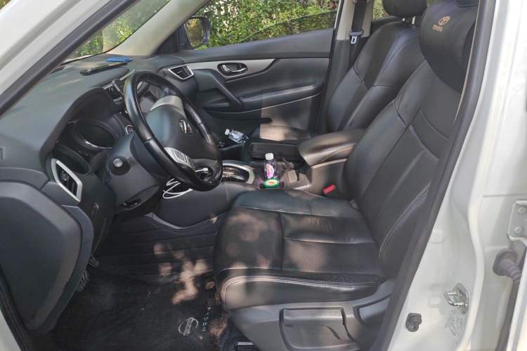 Used Nissan X-Trail 2014 2.0L CVT Comfort Edition 2WD Left Front Seat