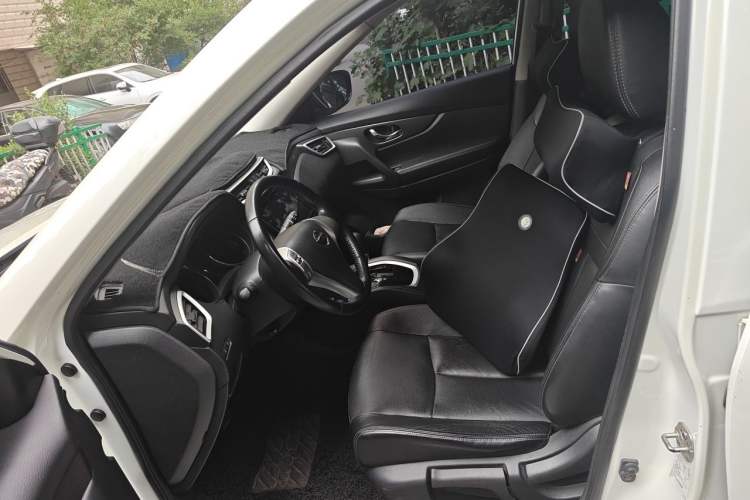 Used Nissan X-Trail 2014 2.0L CVT Comfort Edition 2WD Left Front Seat