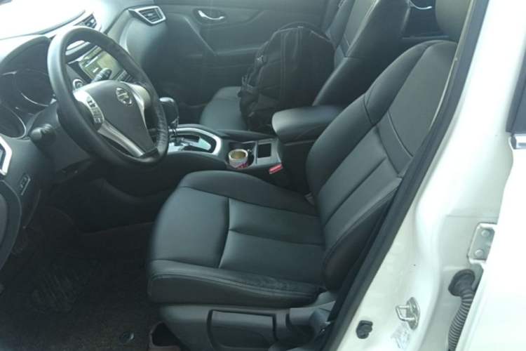Used Nissan X-Trail 2014 2.0L CVT Comfort Edition 2WD Left Front Seat