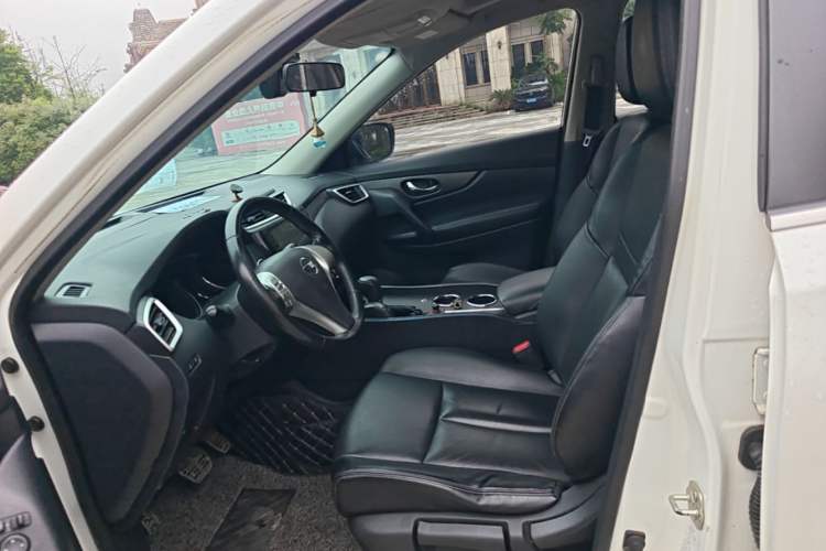 Used Nissan X-Trail 2014 2.0L CVT Comfort Edition 2WD Left Front Seat