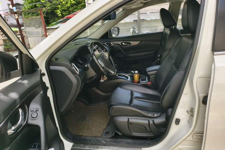 Used Nissan X-Trail 2014 2.0L CVT Comfort Edition 2WD Left Front Seat