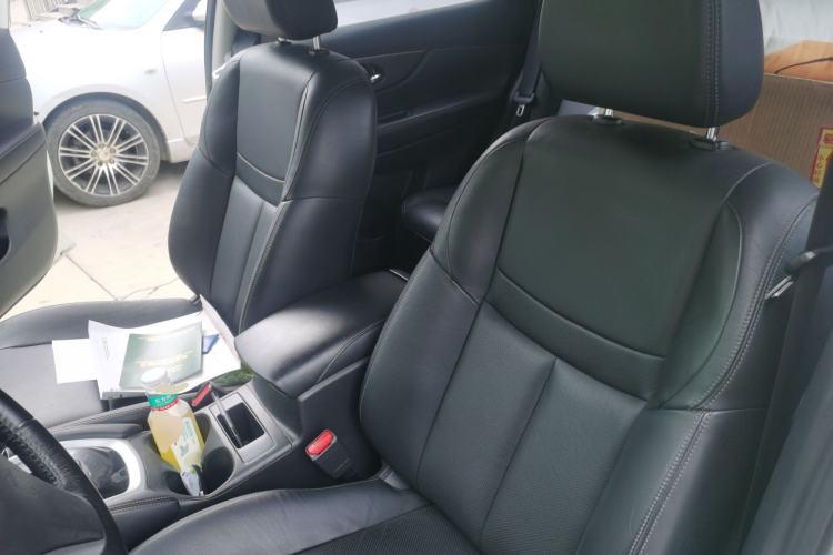 Used Nissan X-Trail 2014 2.0L CVT Comfort Edition 2WD Left Front Seat