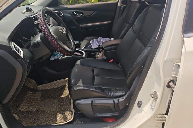 Used Nissan X-Trail 2014 2.0L CVT Smart Edition 2WD Left Front Seat